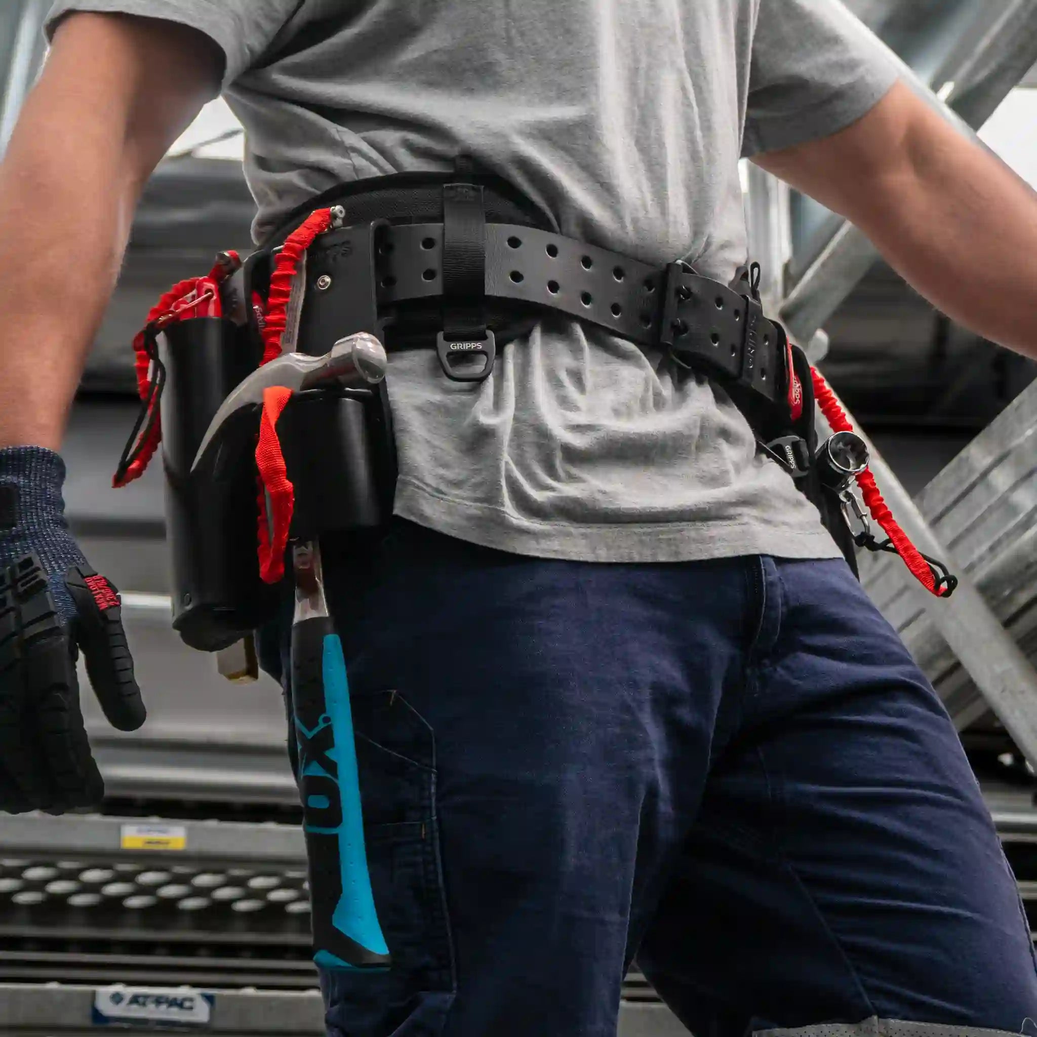 Leather Retractable Hammer Holster